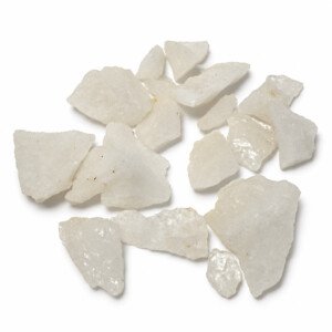 Piena kvarca šķembas ≈0,5–1,5 cm