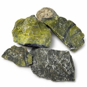 Neapstrādāts serpentinīts 3 līdz 8 cm